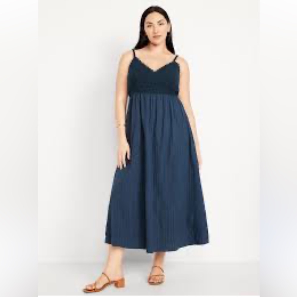 NWT Old Navy Fit & Flare Crochet-Bodice Maxi Dress
